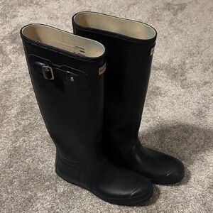 Hunter Classic Black Knee-High Rain Boots